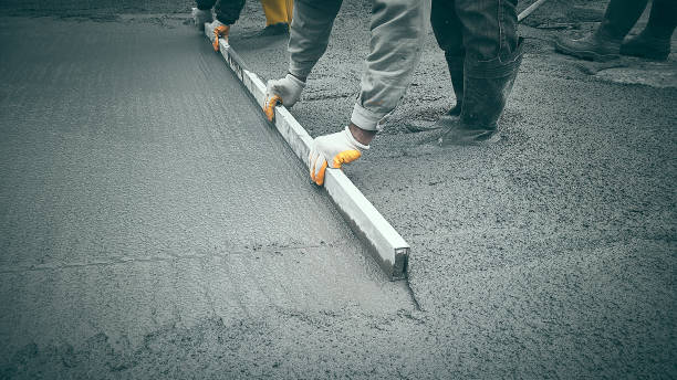 Best Driveway Concrete Repair  in Colfax, IA